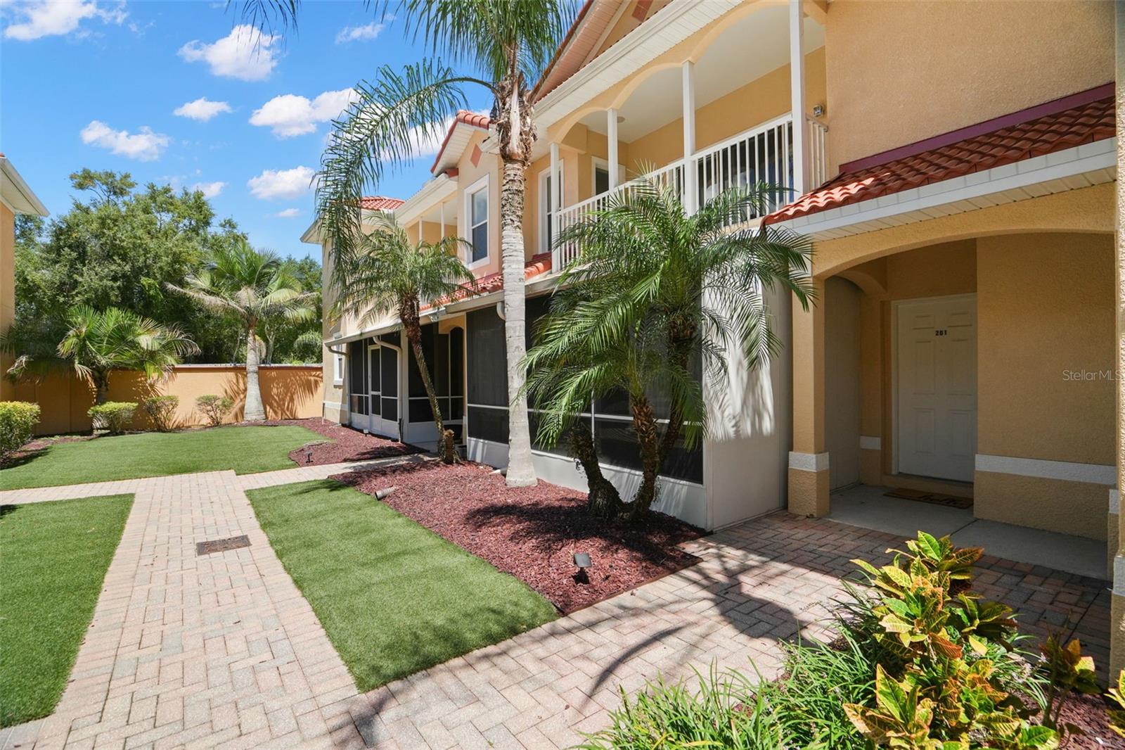 21019 SUNPOINT WAY ##201 Property Photo 1