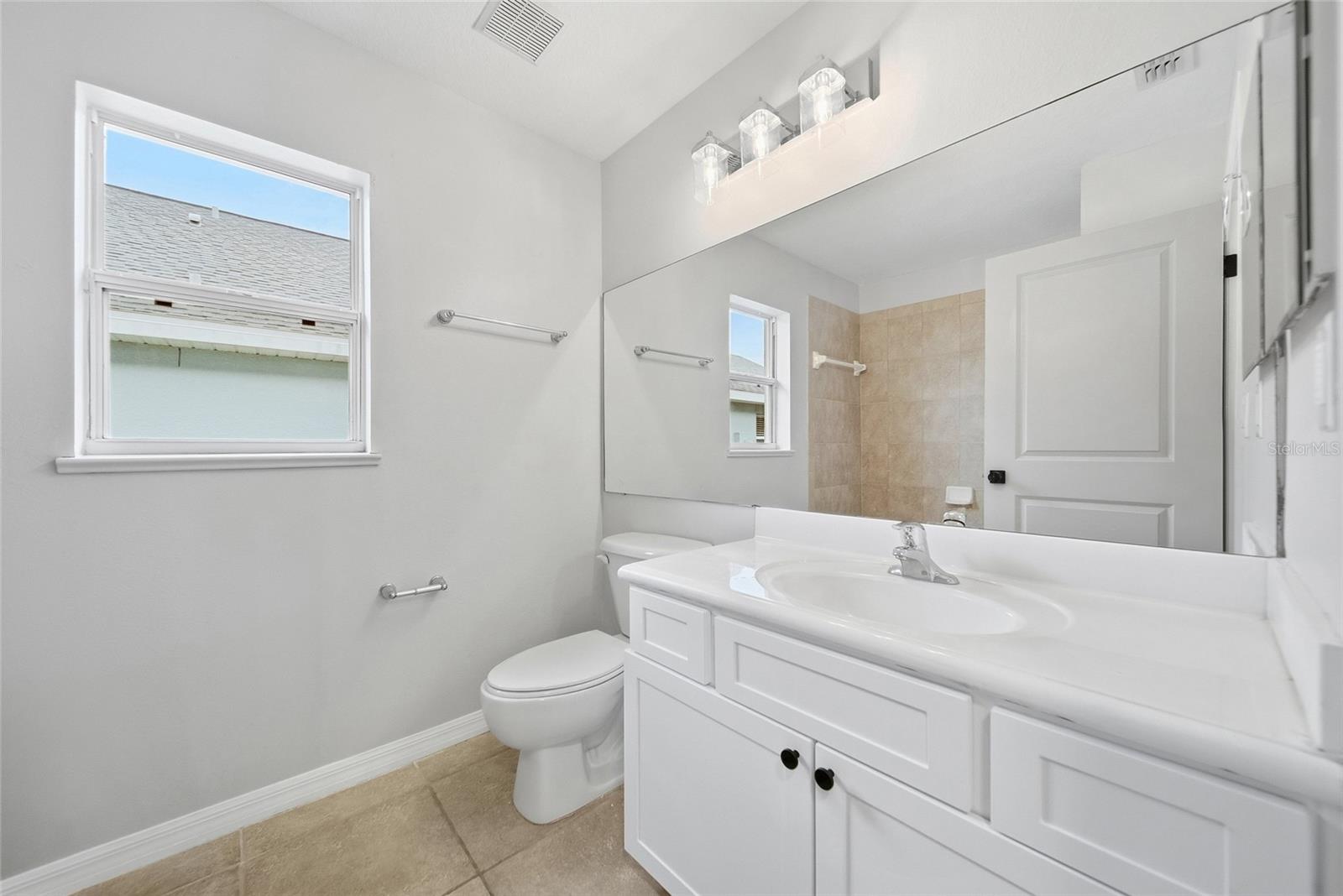 4035 Carteret Dr Property Photo 9