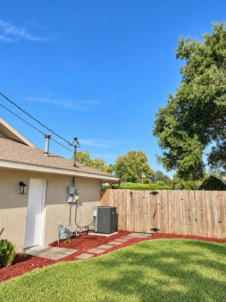 2611 Sw 34th Ave Property Photo 6