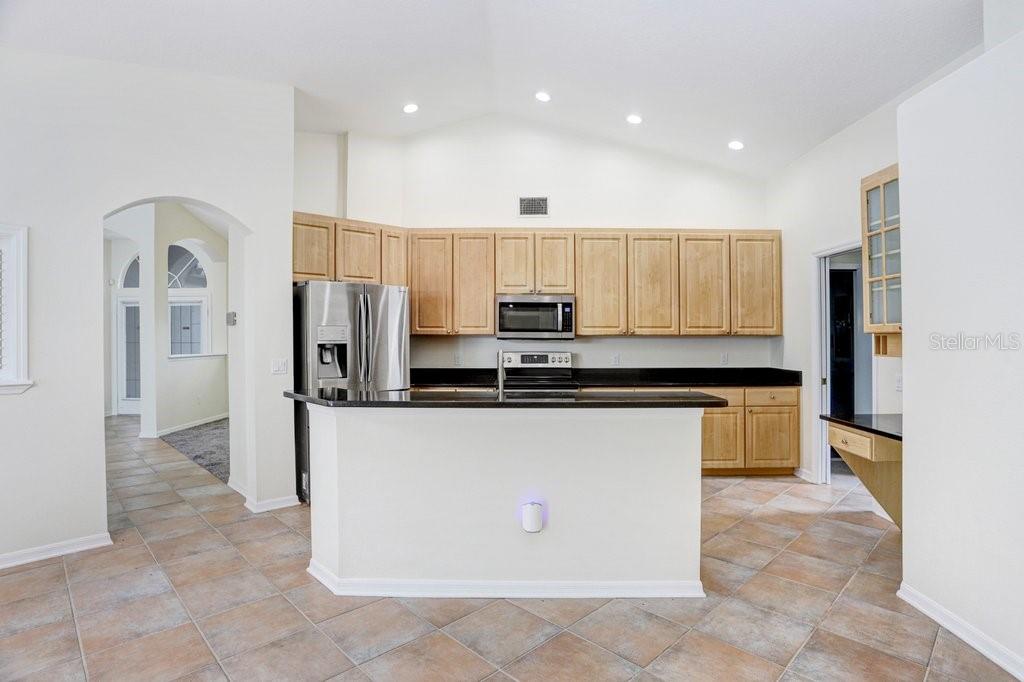 10227 Quails Landing Ave Property Photo 12