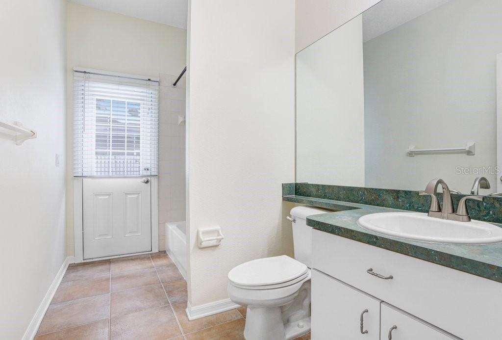 10227 Quails Landing Ave Property Photo 29