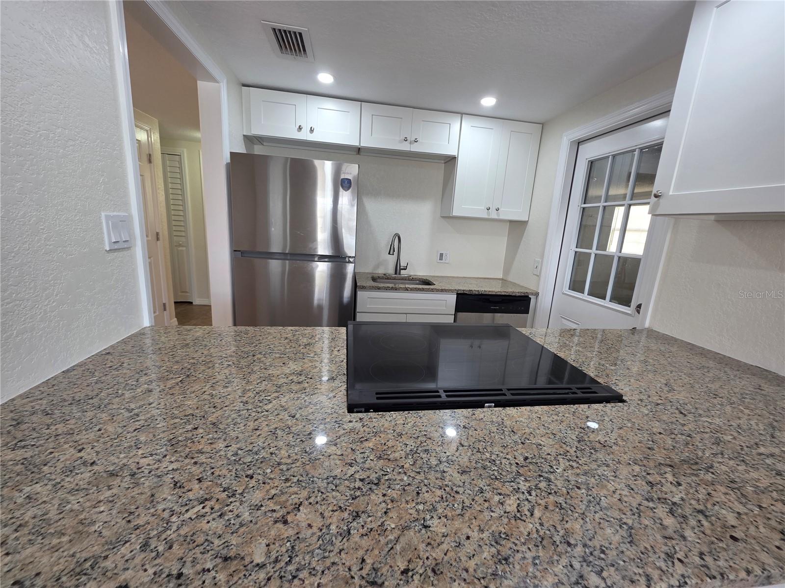 4926 Getner St #4926 Property Photo 4