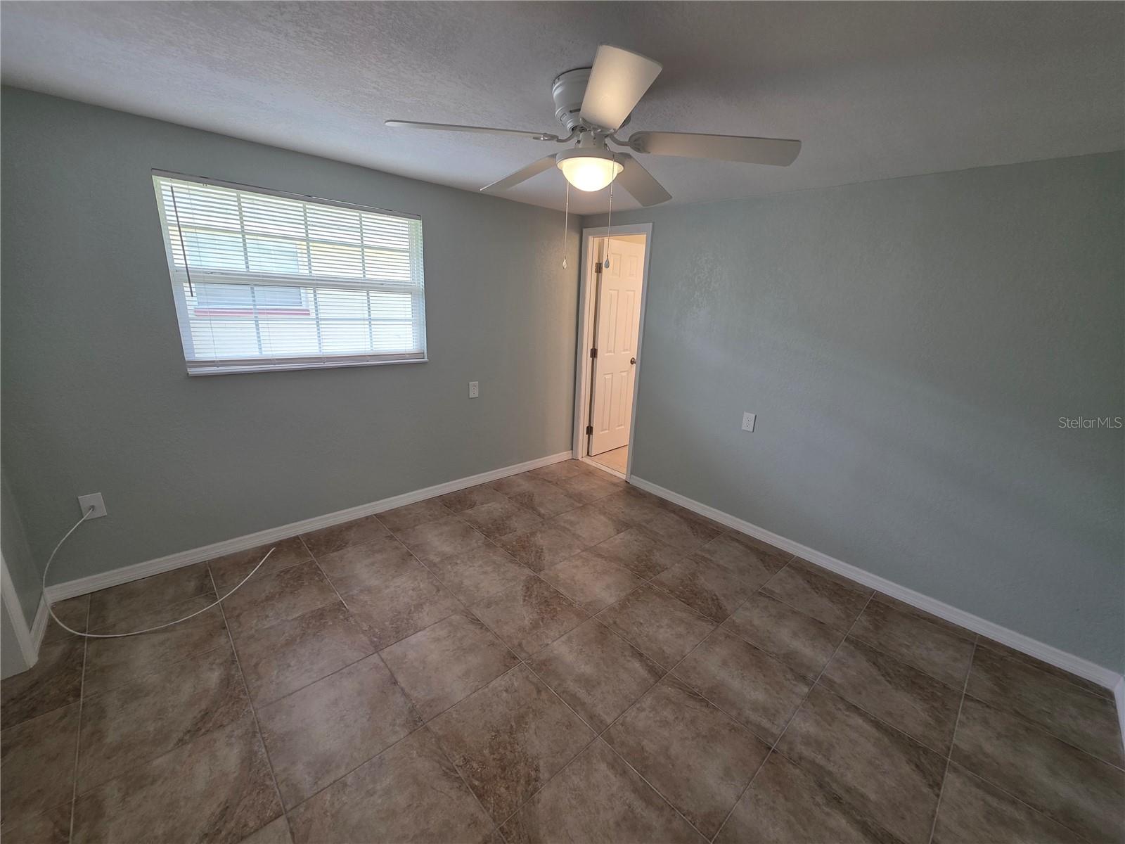 4926 Getner St #4926 Property Photo 7