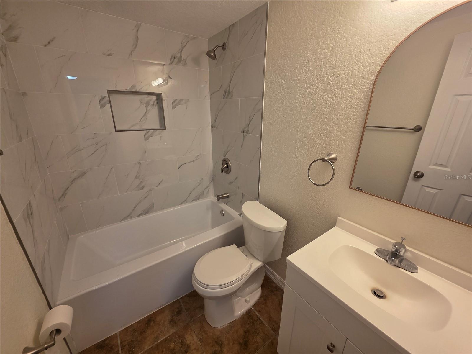 4926 Getner St #4926 Property Photo 8