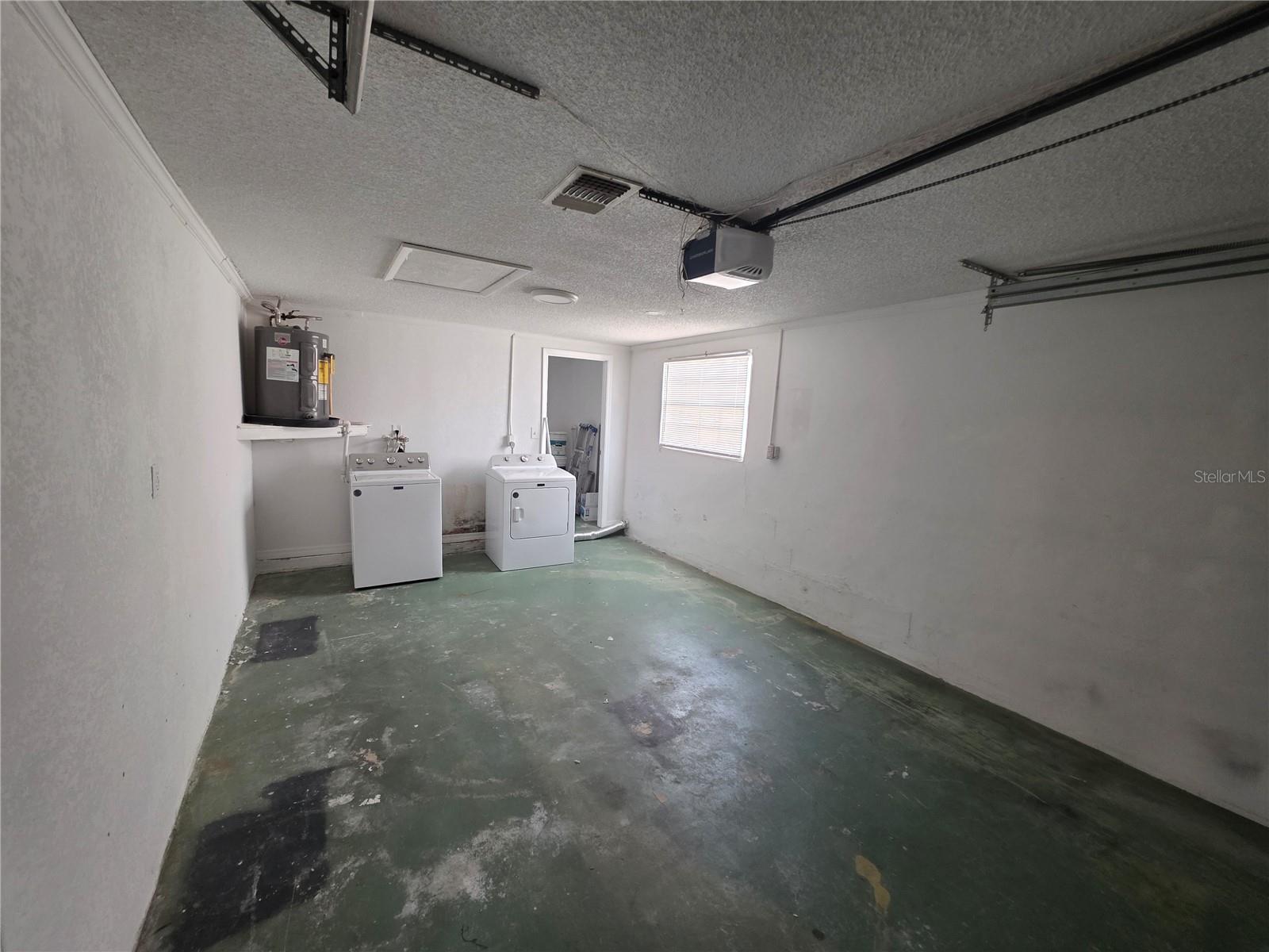4926 Getner St #4926 Property Photo 11