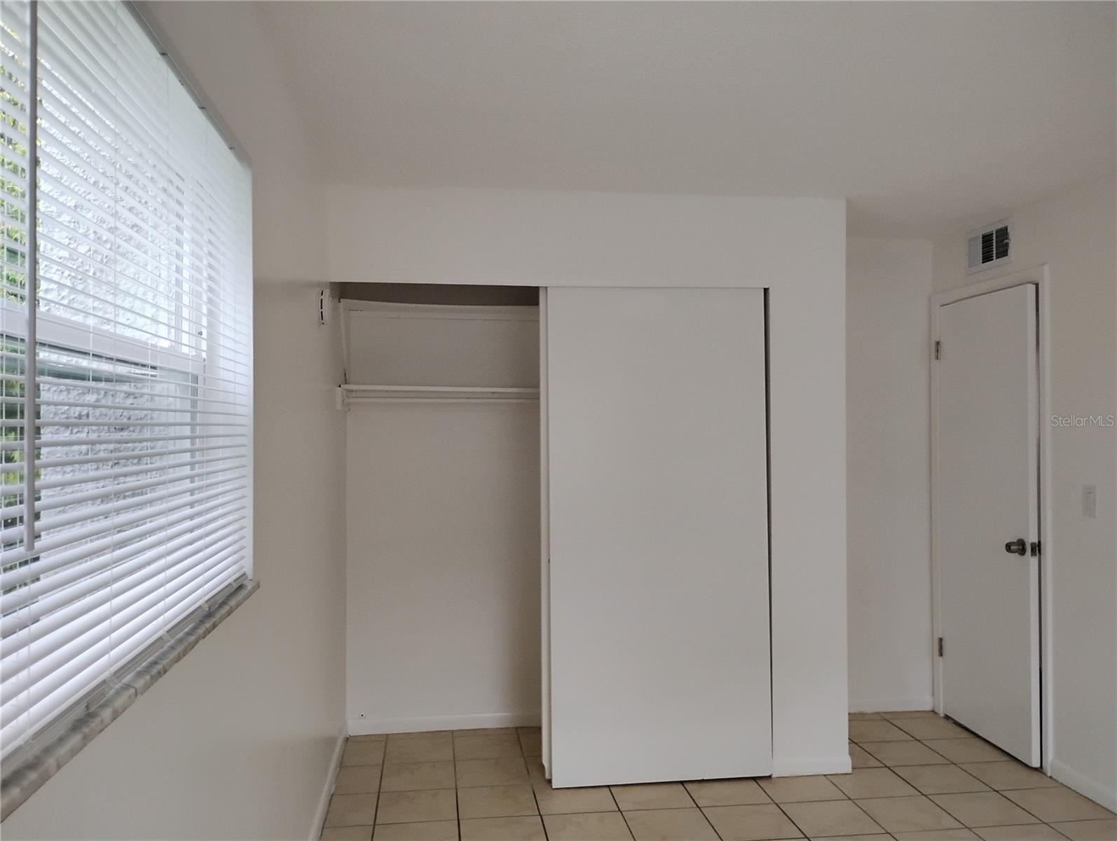 116 Sw Jefferson Cir #5 Property Photo 13