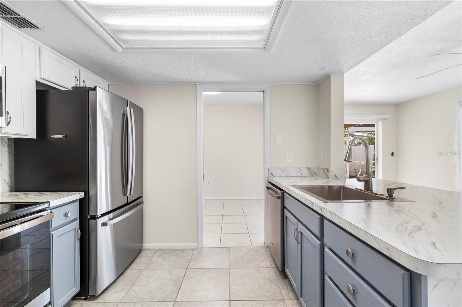 6432 Meadowbrook Ln Property Photo 11