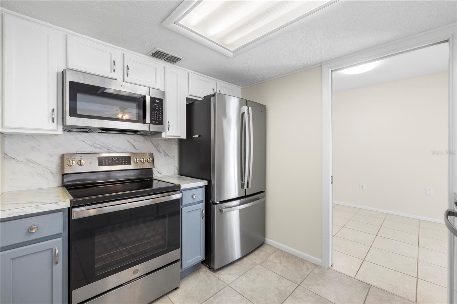 6432 Meadowbrook Ln Property Photo 12