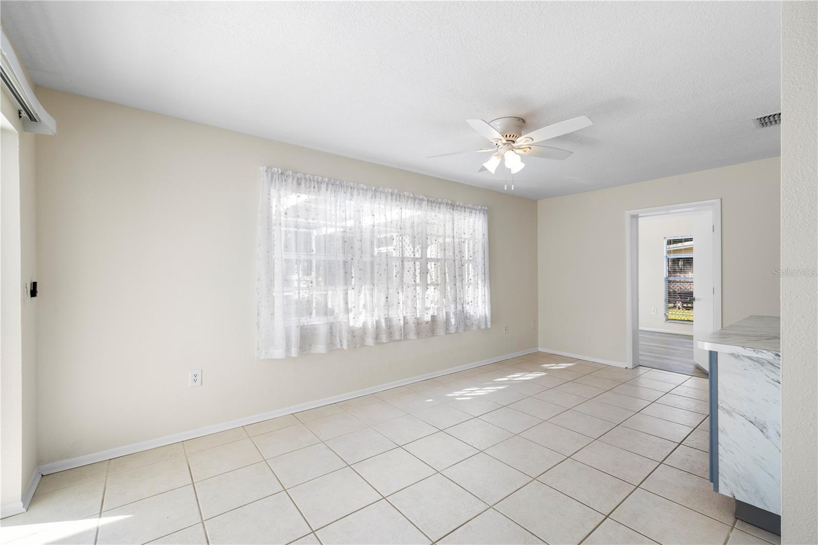 6432 Meadowbrook Ln Property Photo 19