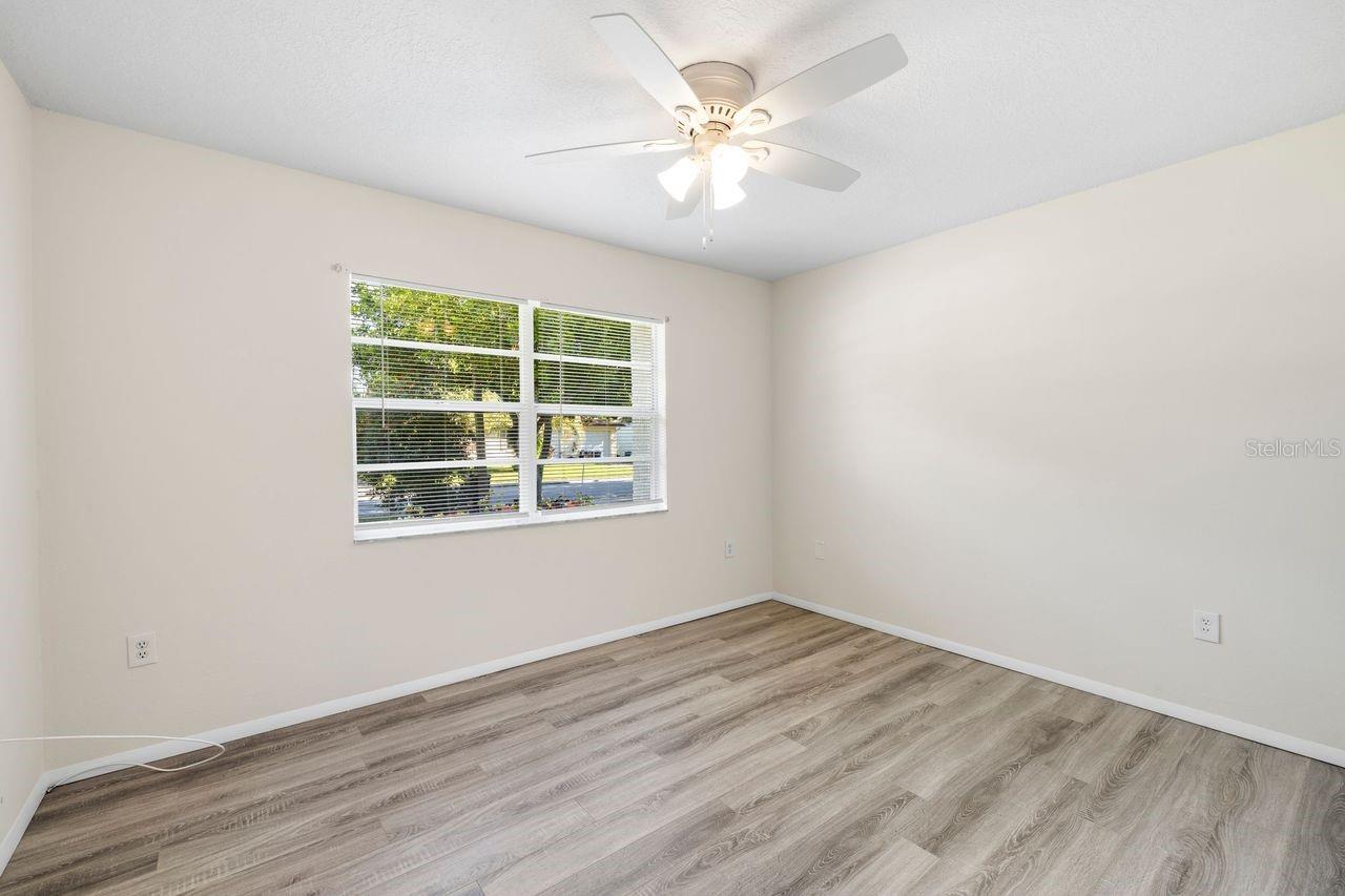 6432 Meadowbrook Ln Property Photo 31