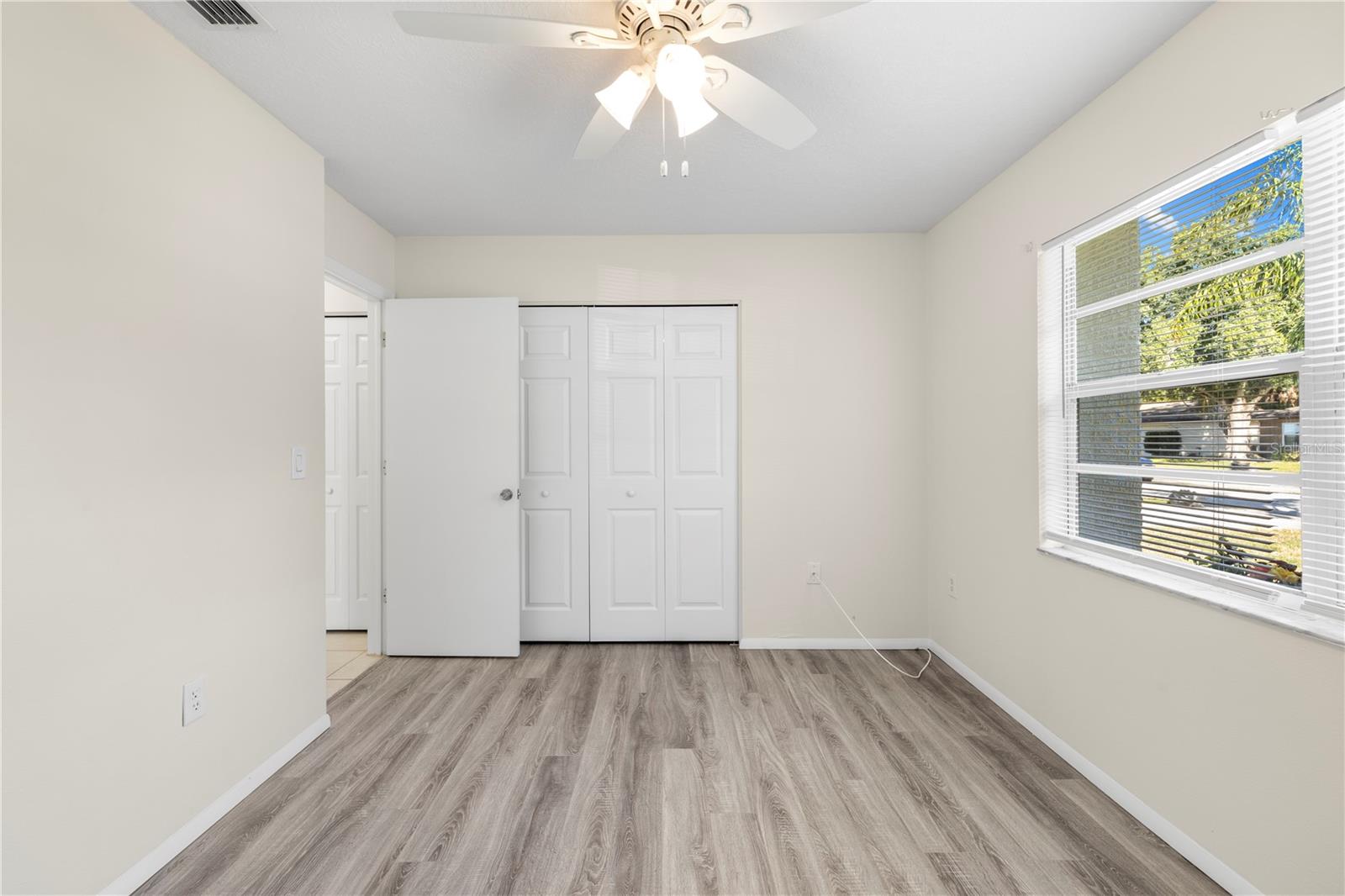 6432 Meadowbrook Ln Property Photo 32