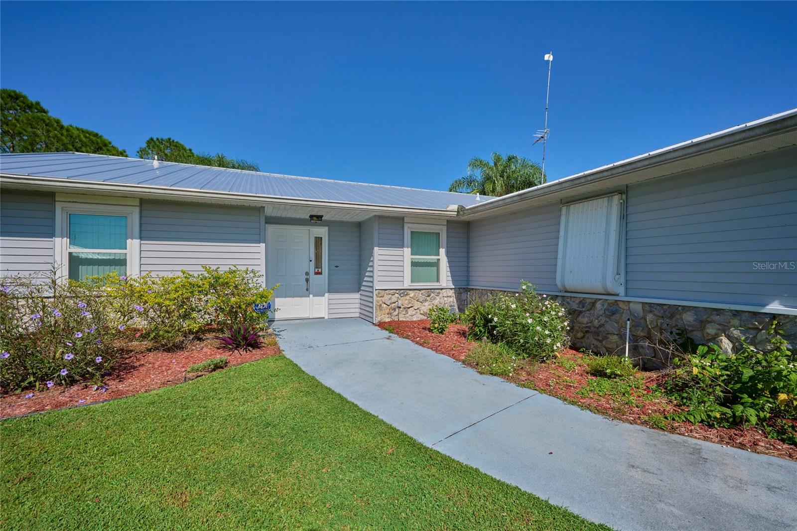 6449 Avocado Dr Property Photo 54