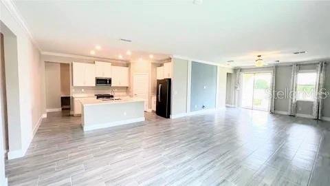 9758 Campanula Ct Property Photo 10