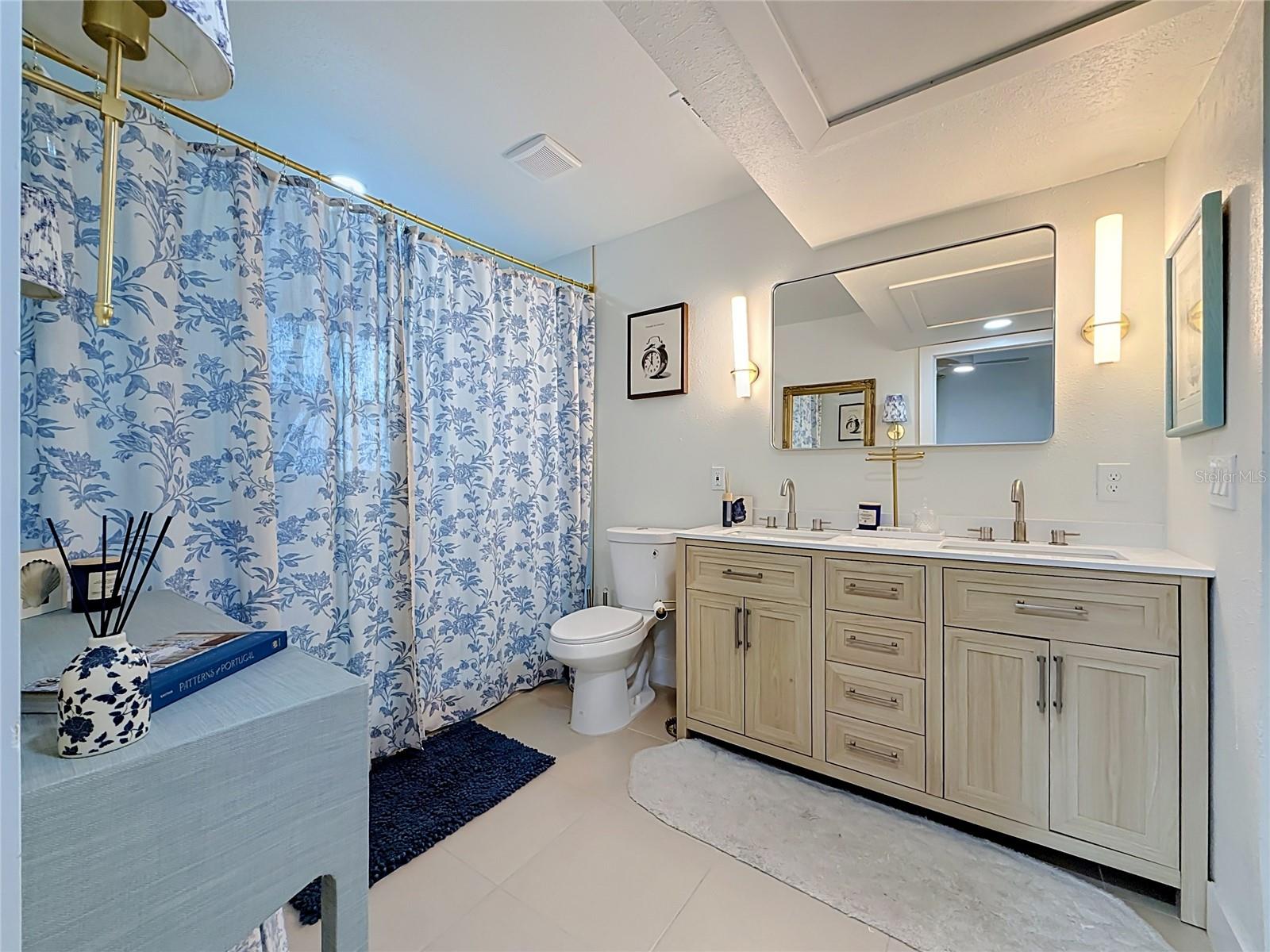 5833 Dartmouth Ave N Property Photo 36