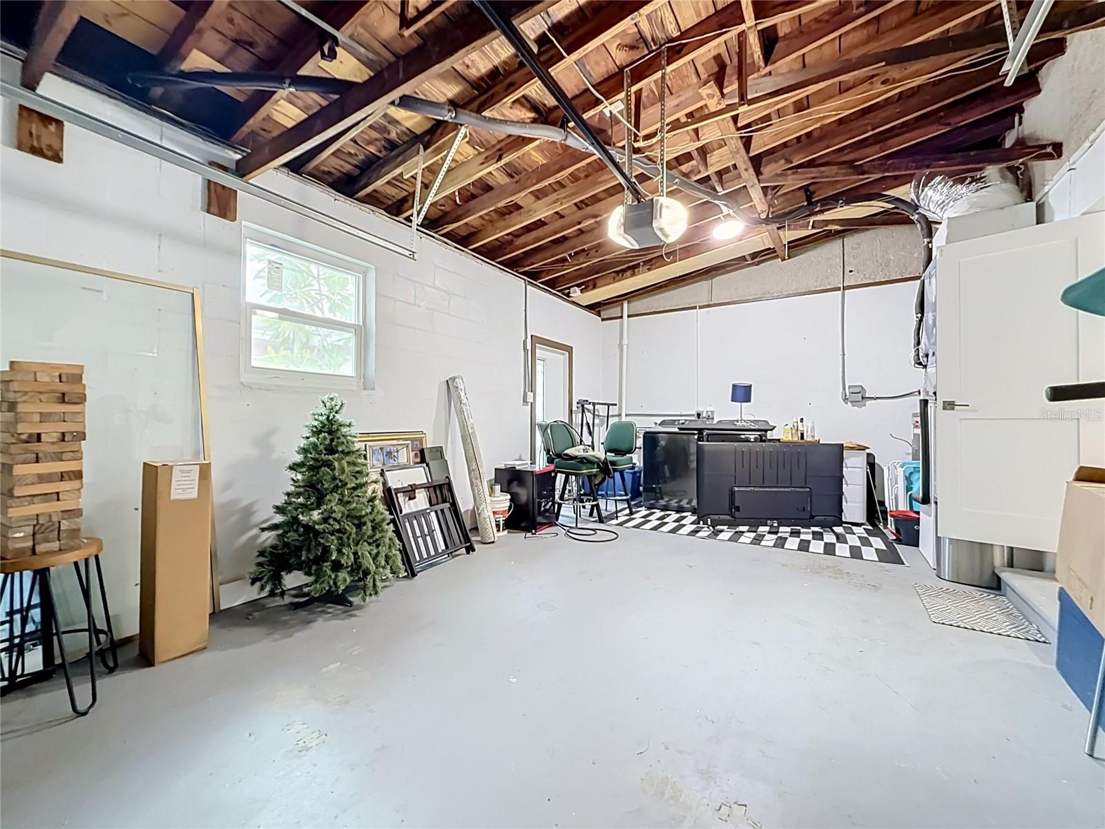 5833 Dartmouth Ave N Property Photo 48