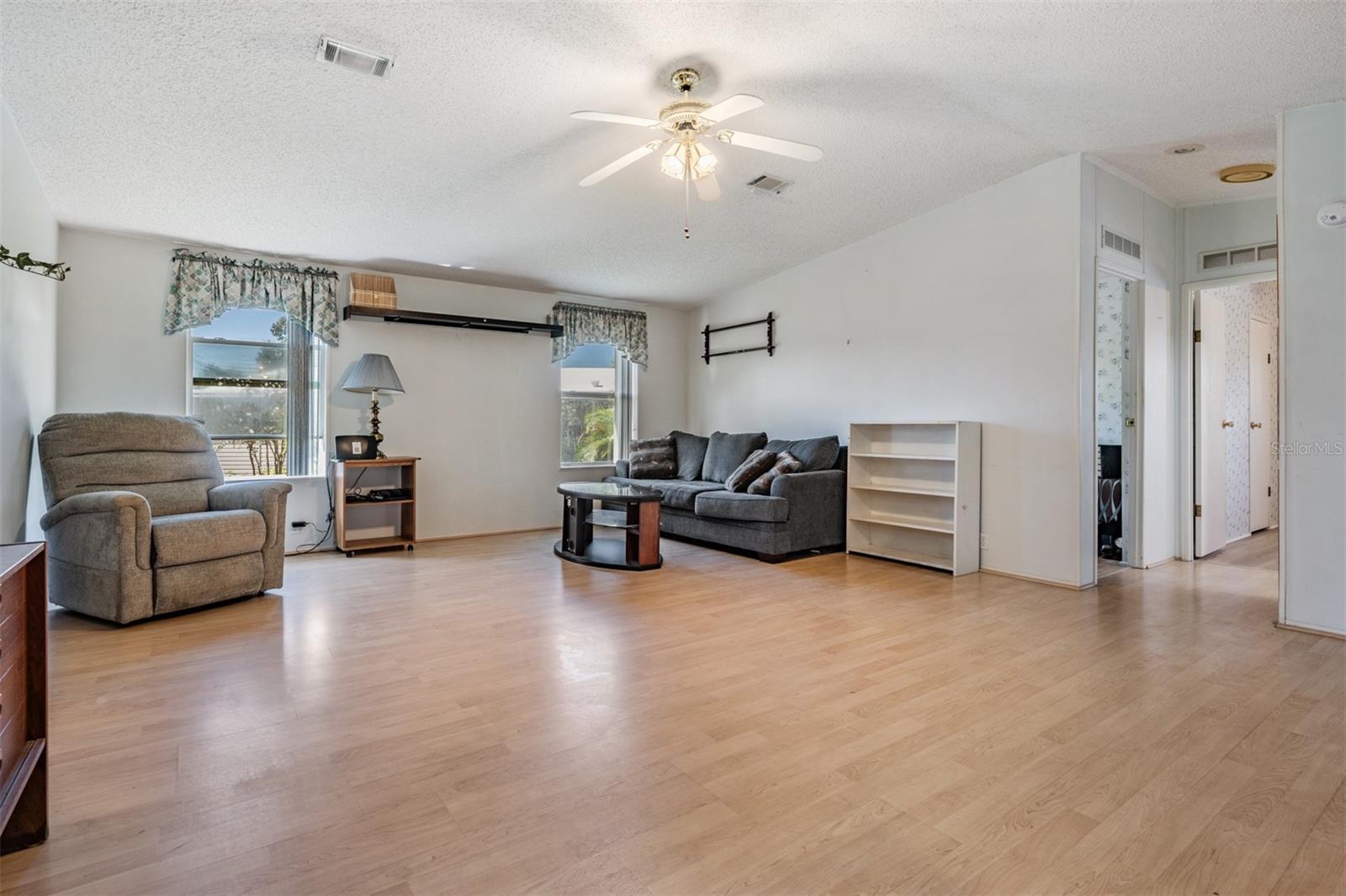 37700 Neukom Ave Property Photo 8