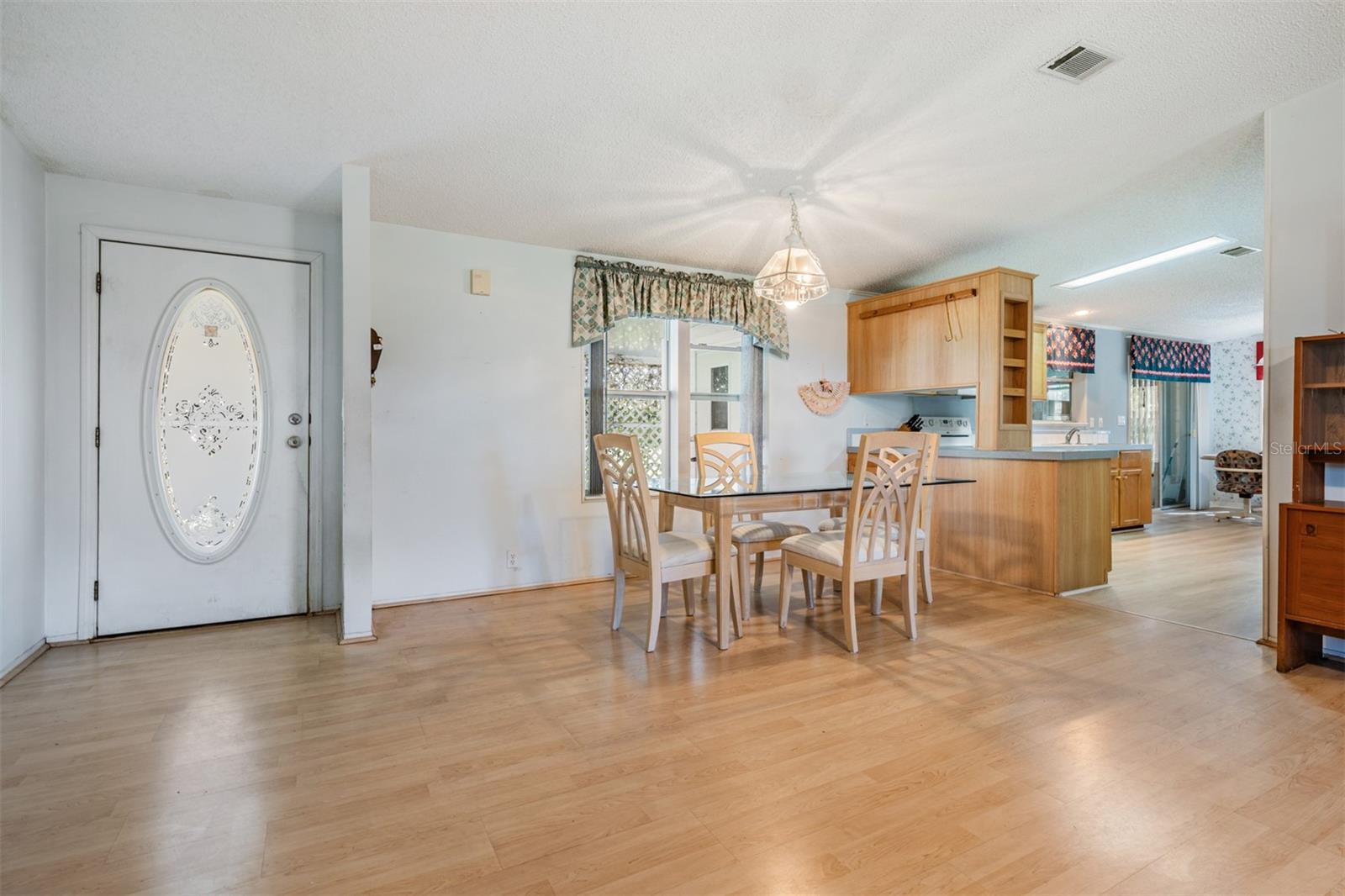 37700 Neukom Ave Property Photo 17