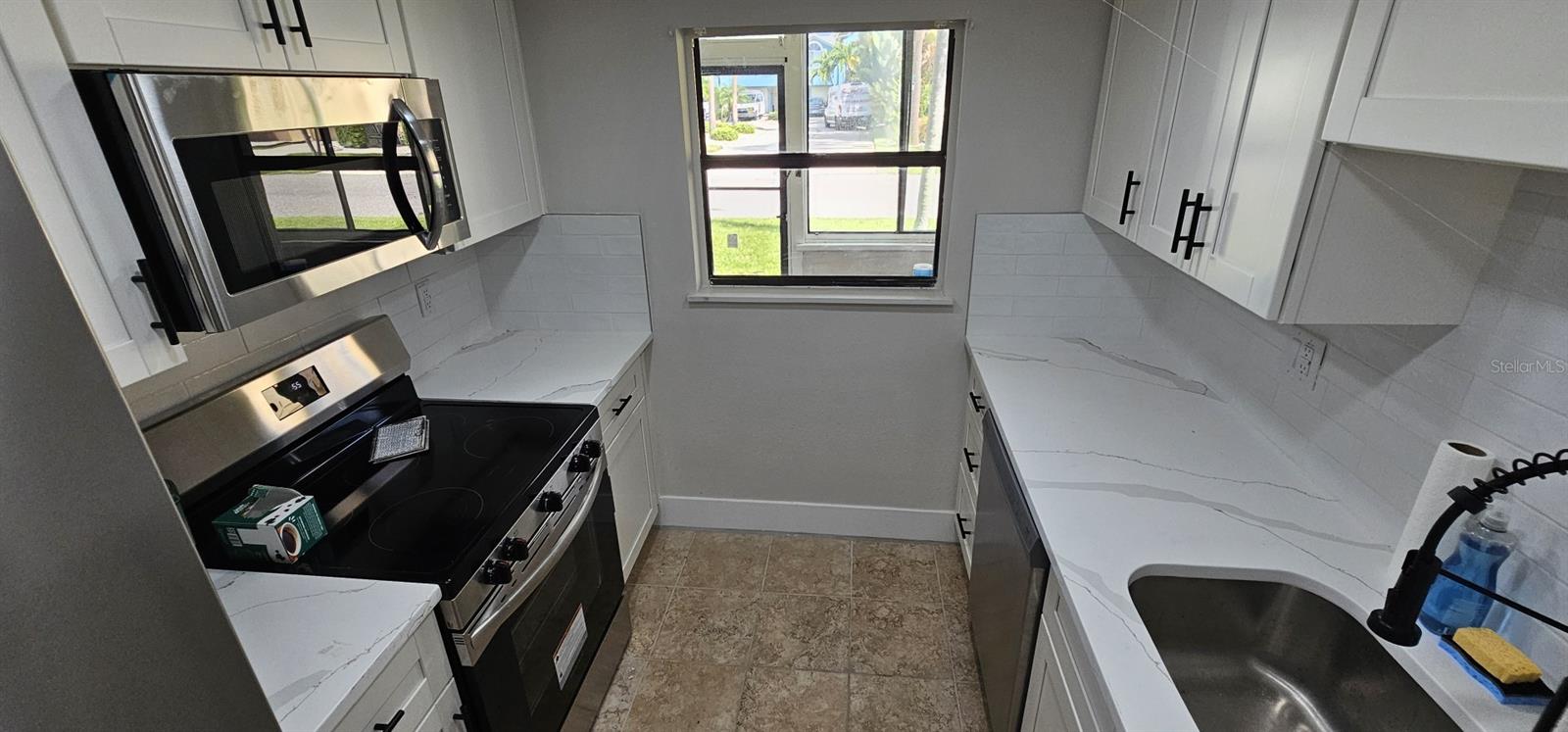 1 Windrush Blvd #83 Property Photo 15