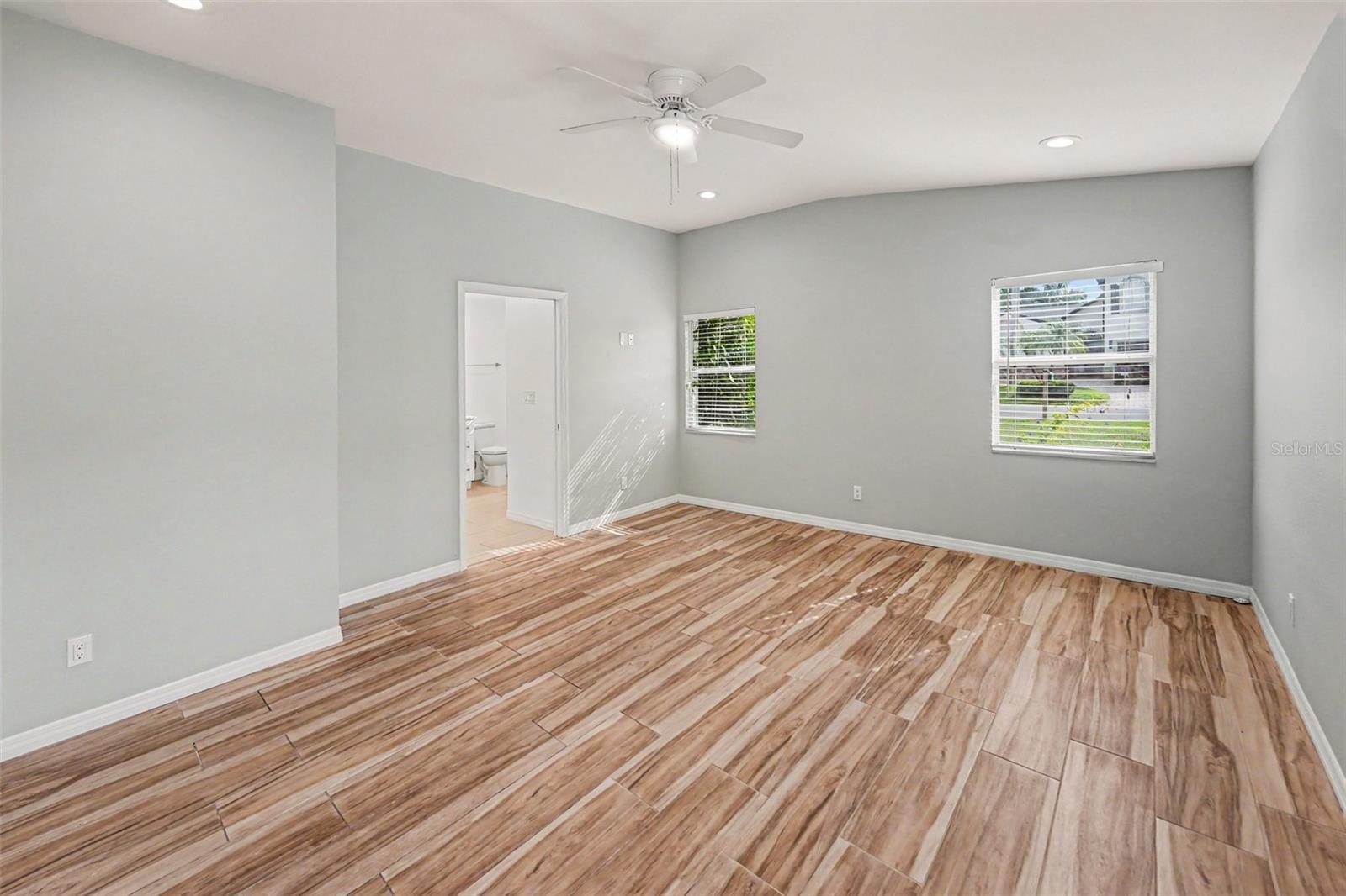 3936 E Eden Roc Cir #1 Property Photo 14