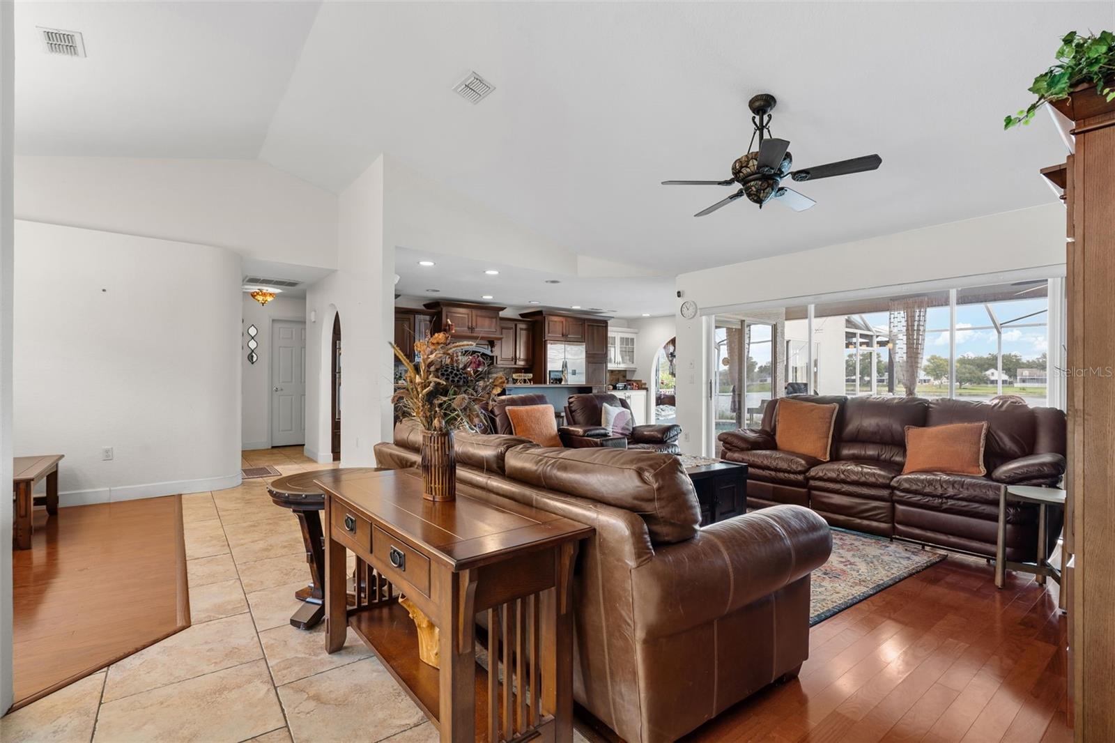 1813 Audubon Trl Property Photo 6
