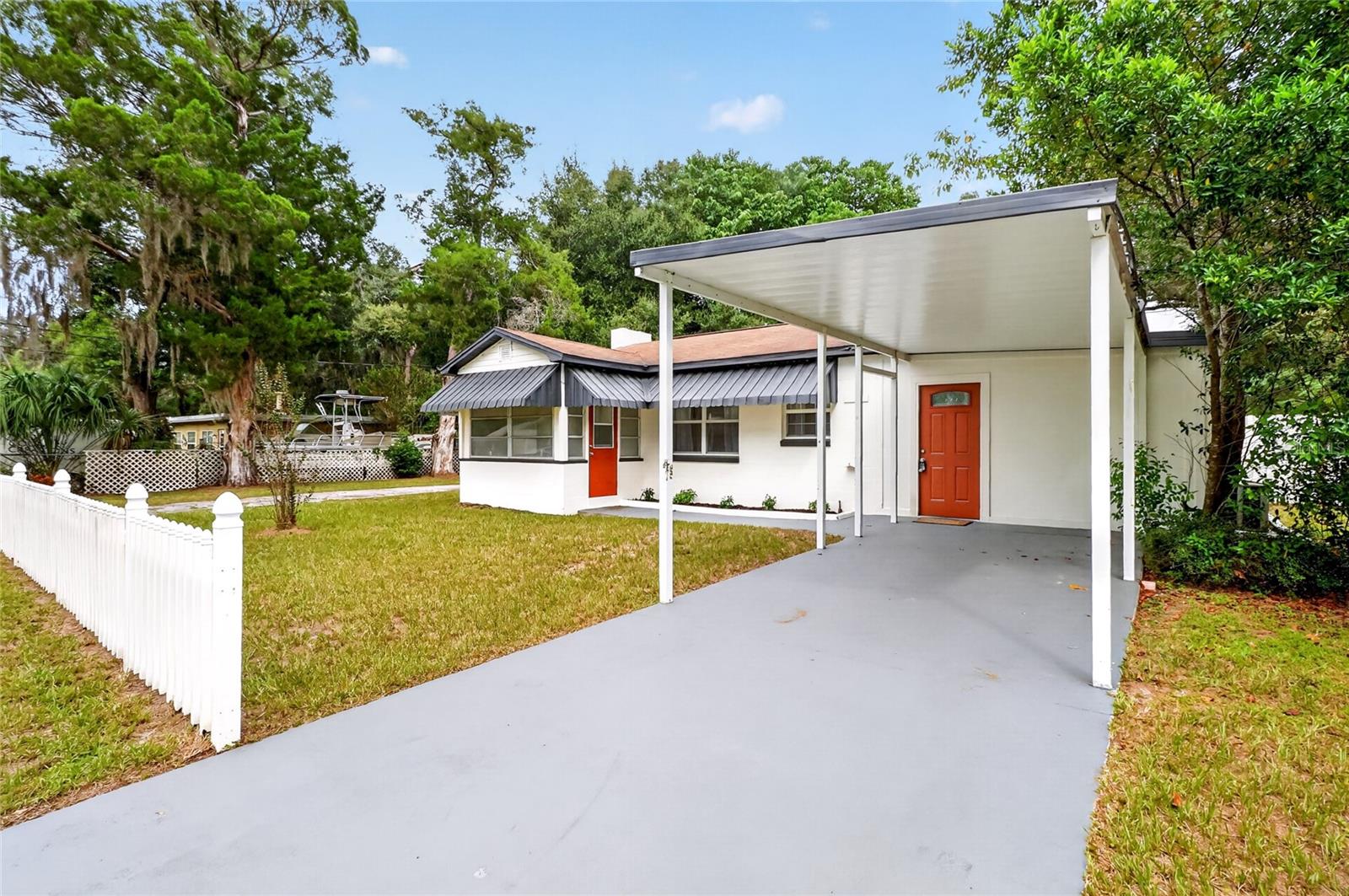 5175 E Live Oak Ln Property Photo 1