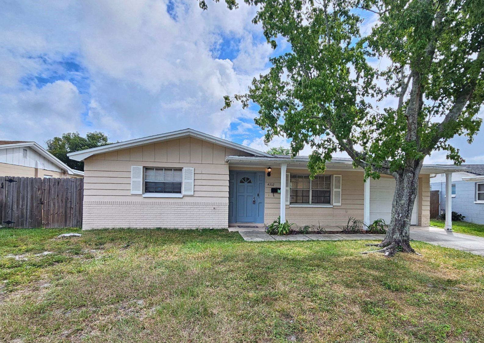 4332 NEWBURY DR Property Photo 1