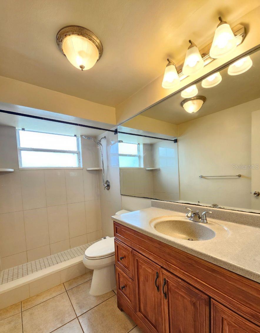 4332 Newbury Dr Property Photo 10