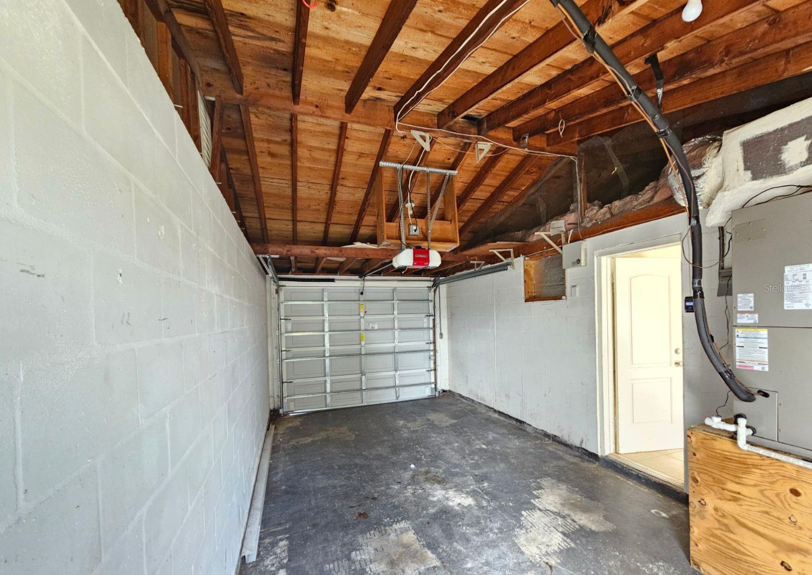 4332 Newbury Dr Property Photo 13