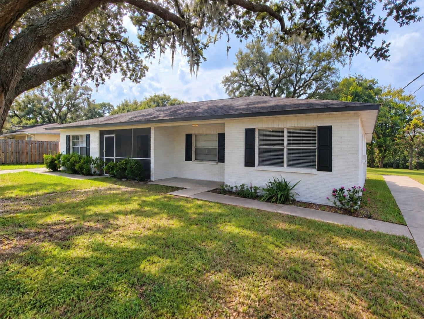 6905 Mathers Ln Property Photo 1