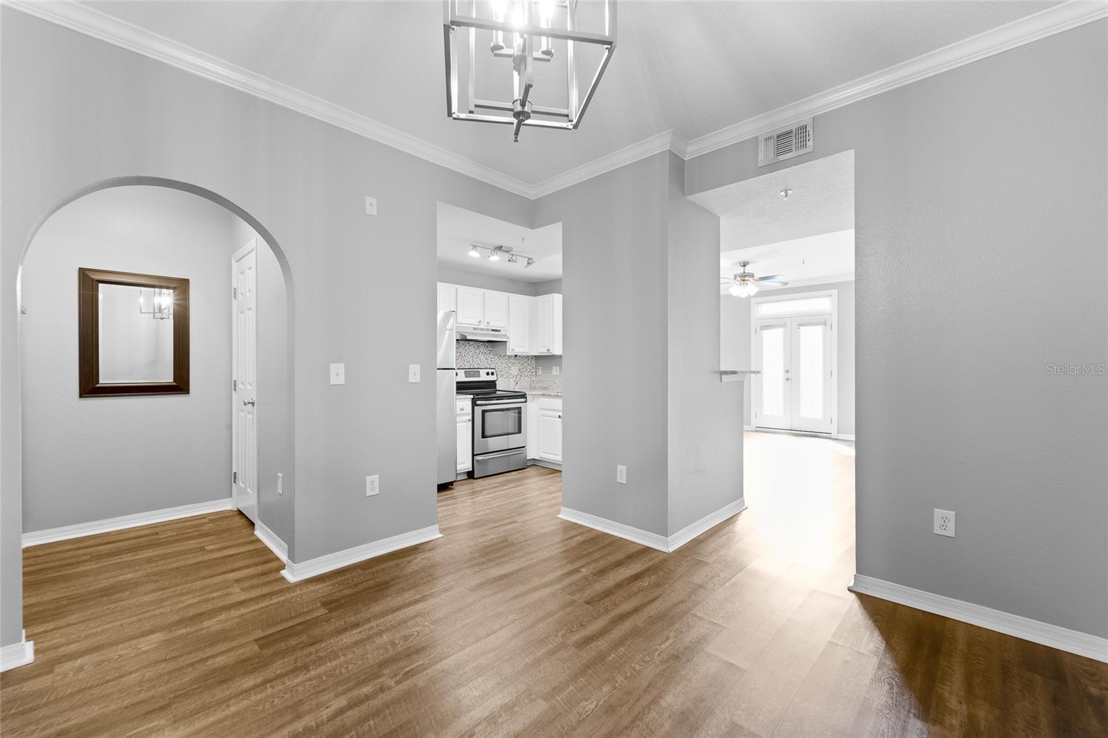 501 Knights Run Ave #2324 Property Photo 7