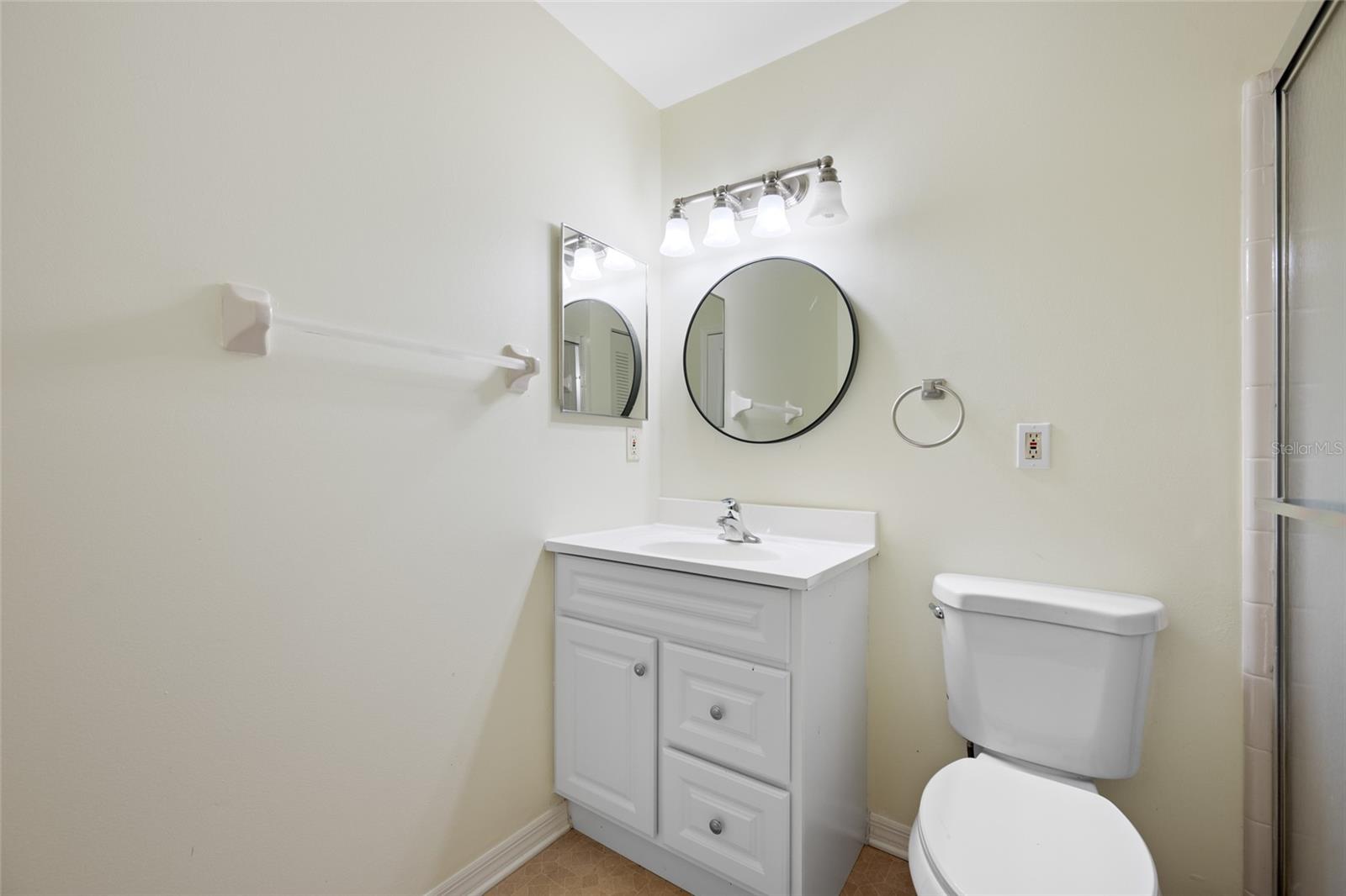 2020 Hullhouse Dr Property Photo 23