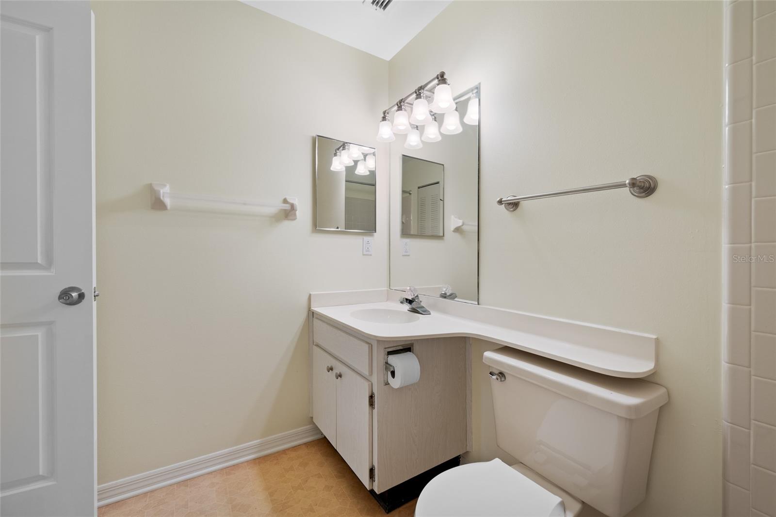2020 Hullhouse Dr Property Photo 31