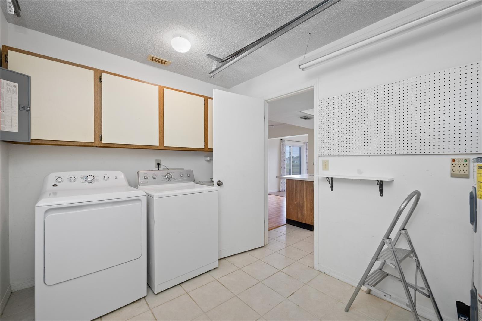 2020 Hullhouse Dr Property Photo 32