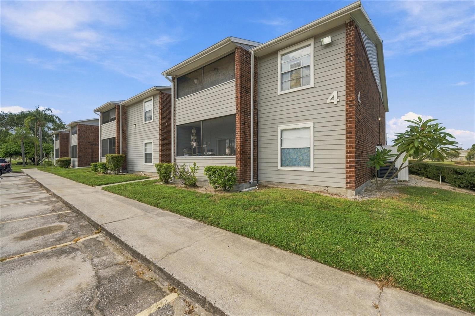 1400 GANDY BLVD N #416 Property Photo 1