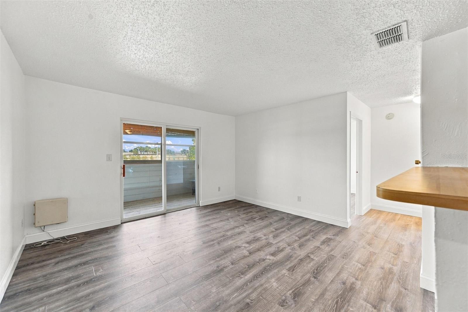 1400 Gandy Blvd N #416 Property Photo 3