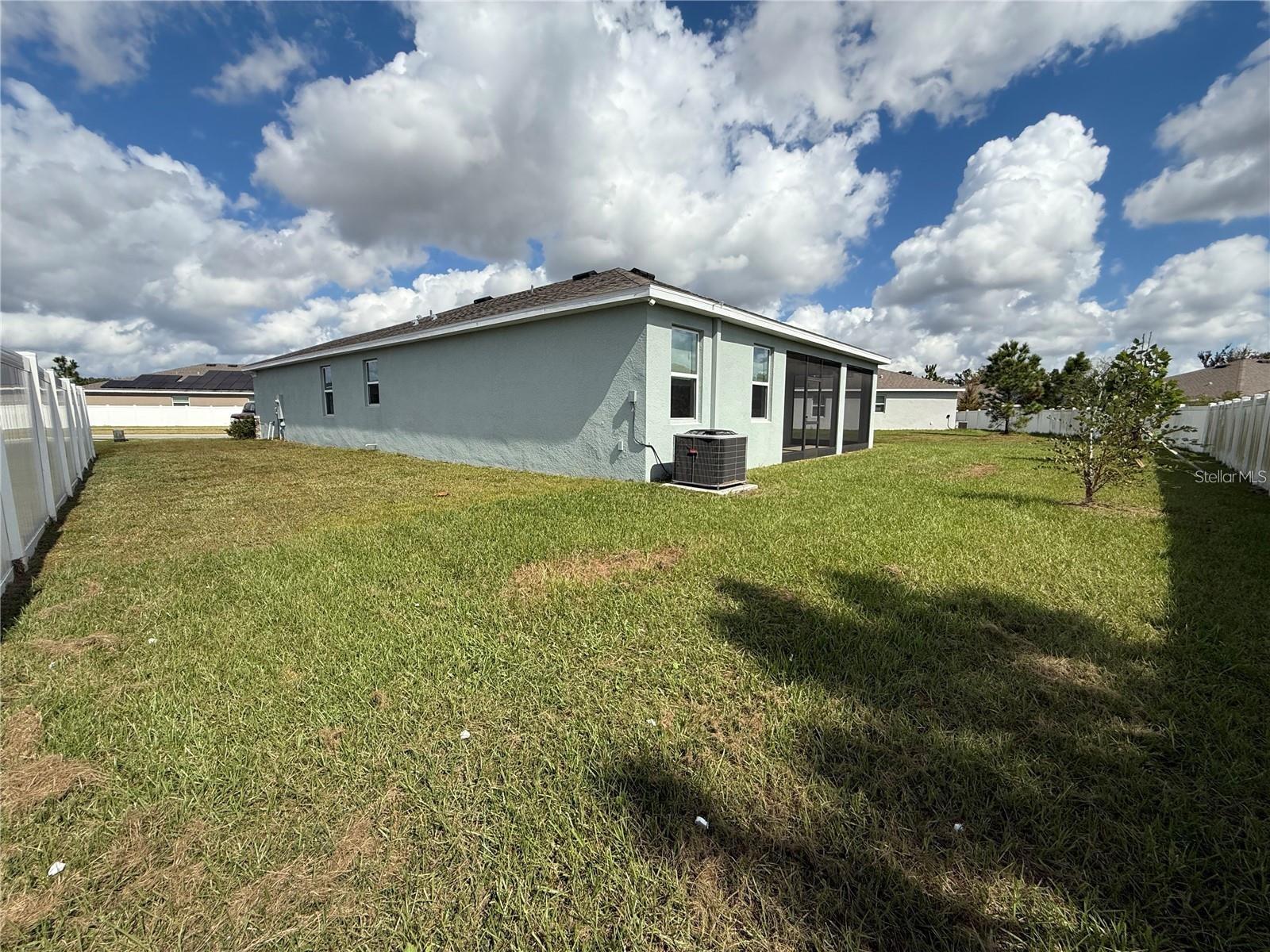 7383 Steer Blade Dr Property Photo 17