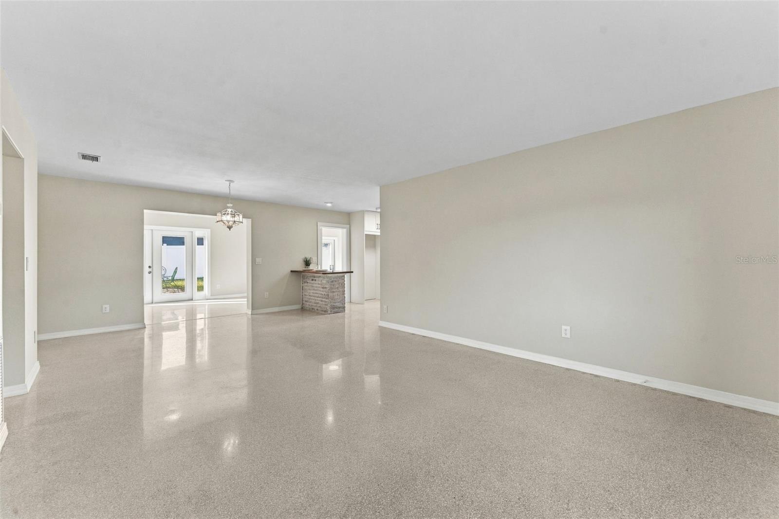 2116 W Minnehaha St Property Photo 10