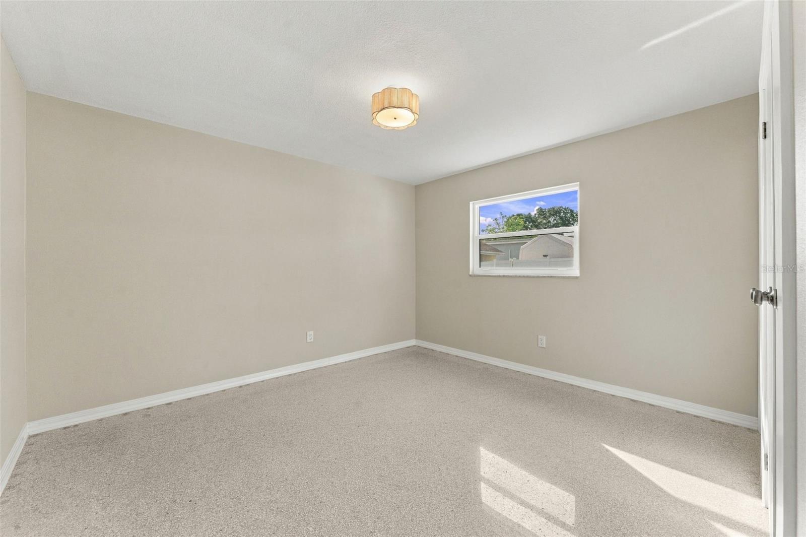 2116 W Minnehaha St Property Photo 23