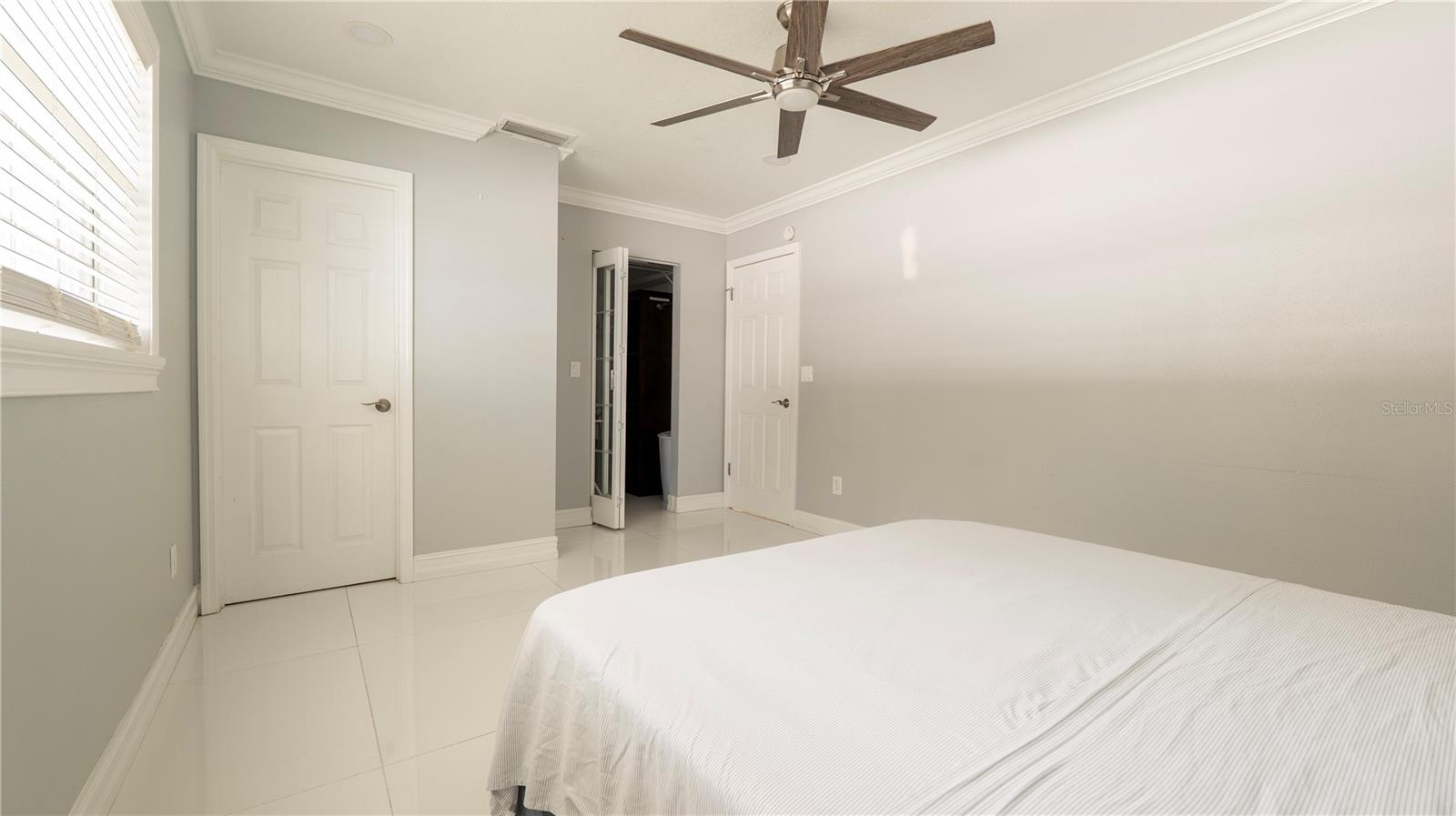 9446 Bayside Ct Property Photo 22