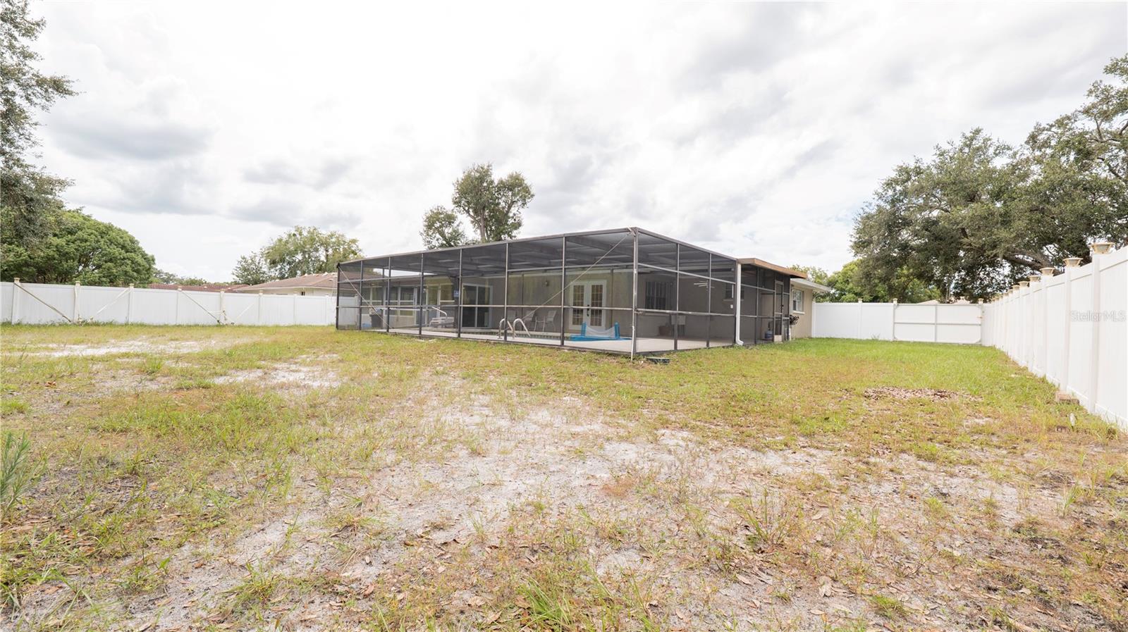 9446 Bayside Ct Property Photo 40