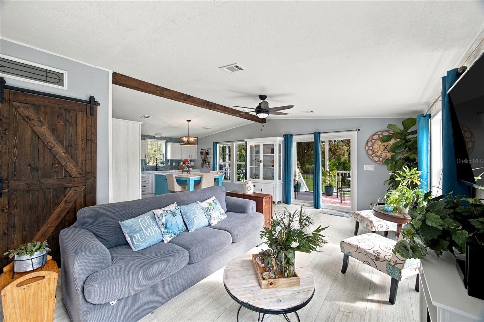 18085 Nicholas Ave Property Photo 8