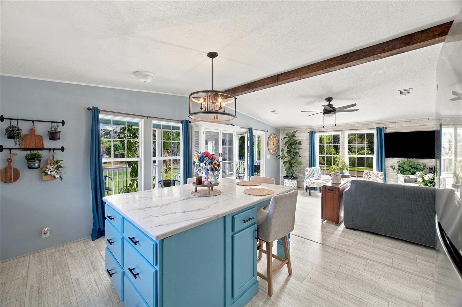 18085 Nicholas Ave Property Photo 10