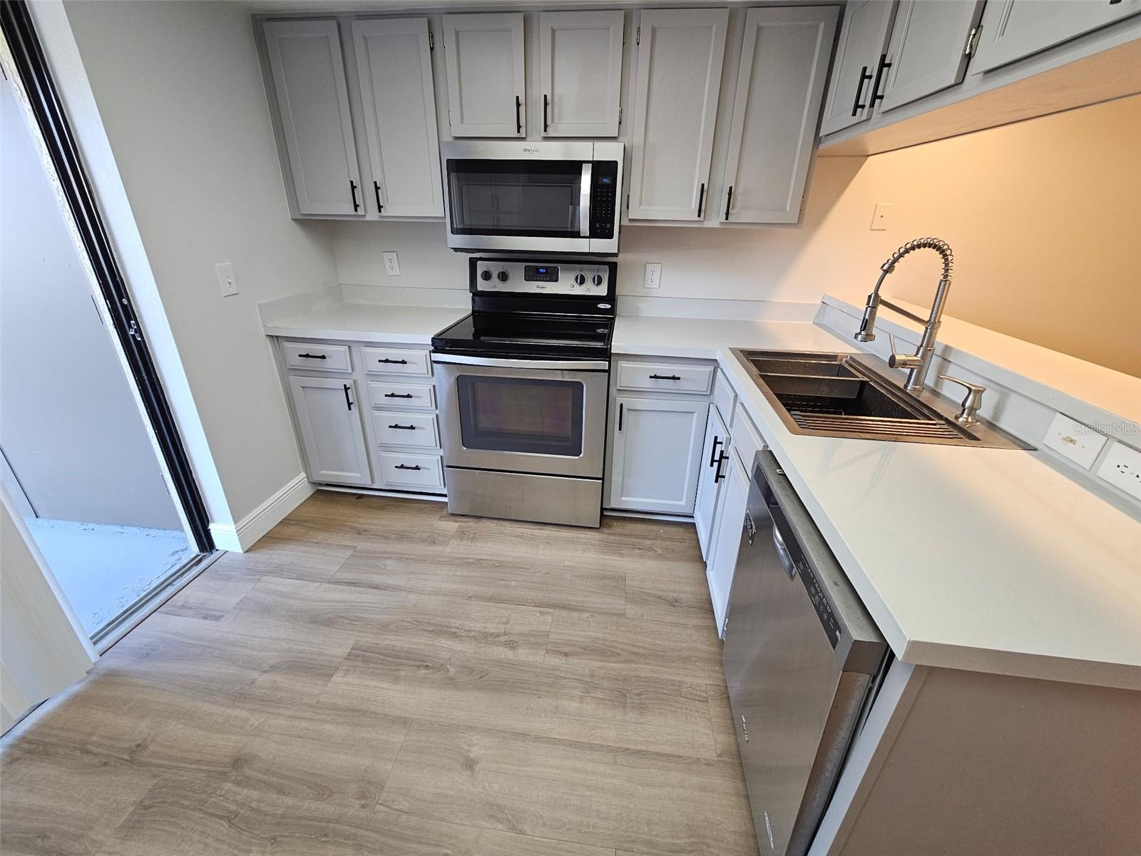 261 Woodlake Wynde #261 Property Photo 8
