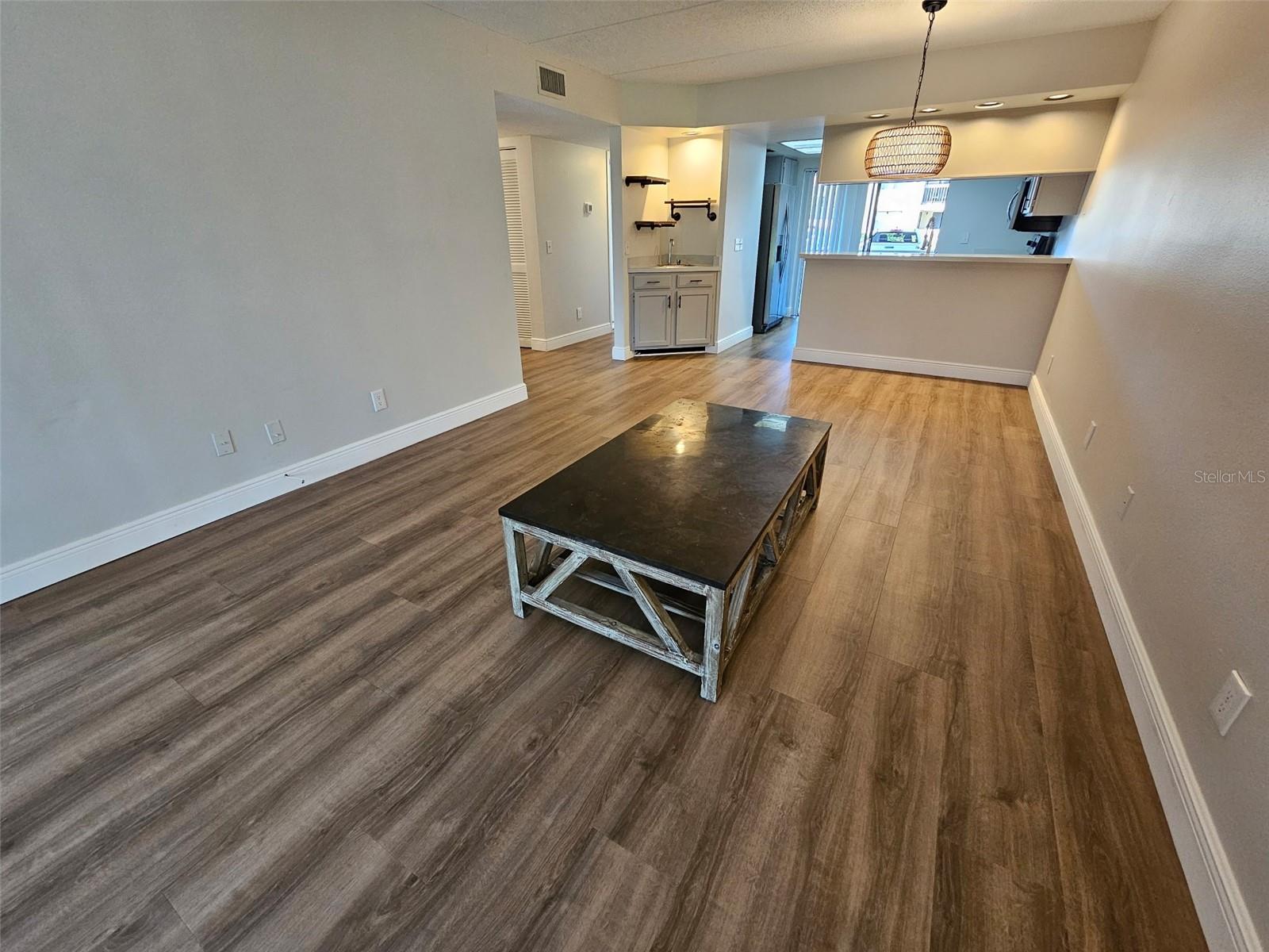 261 Woodlake Wynde #261 Property Photo 12
