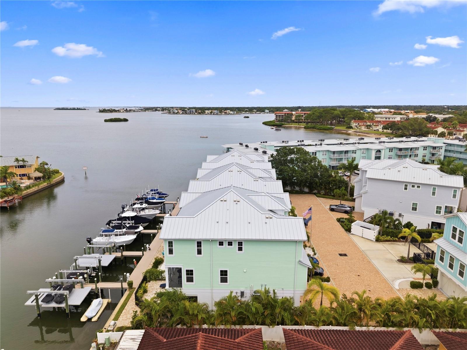 602 Sea Ct Property Photo 5