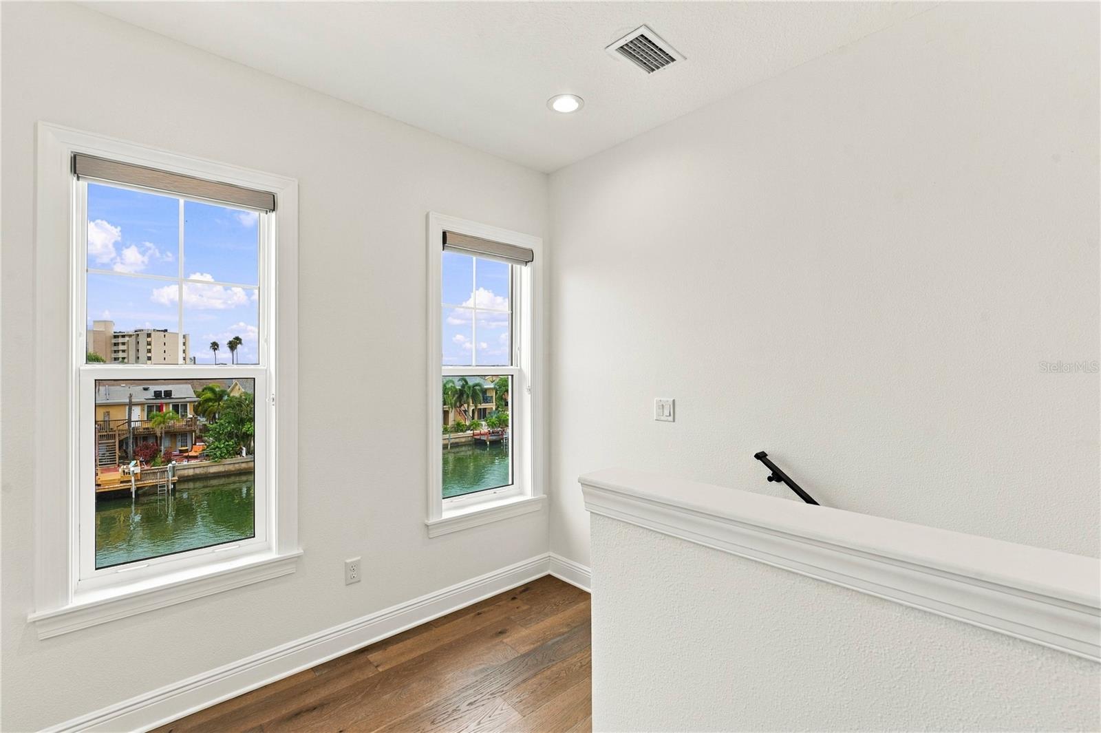 602 Sea Ct Property Photo 54