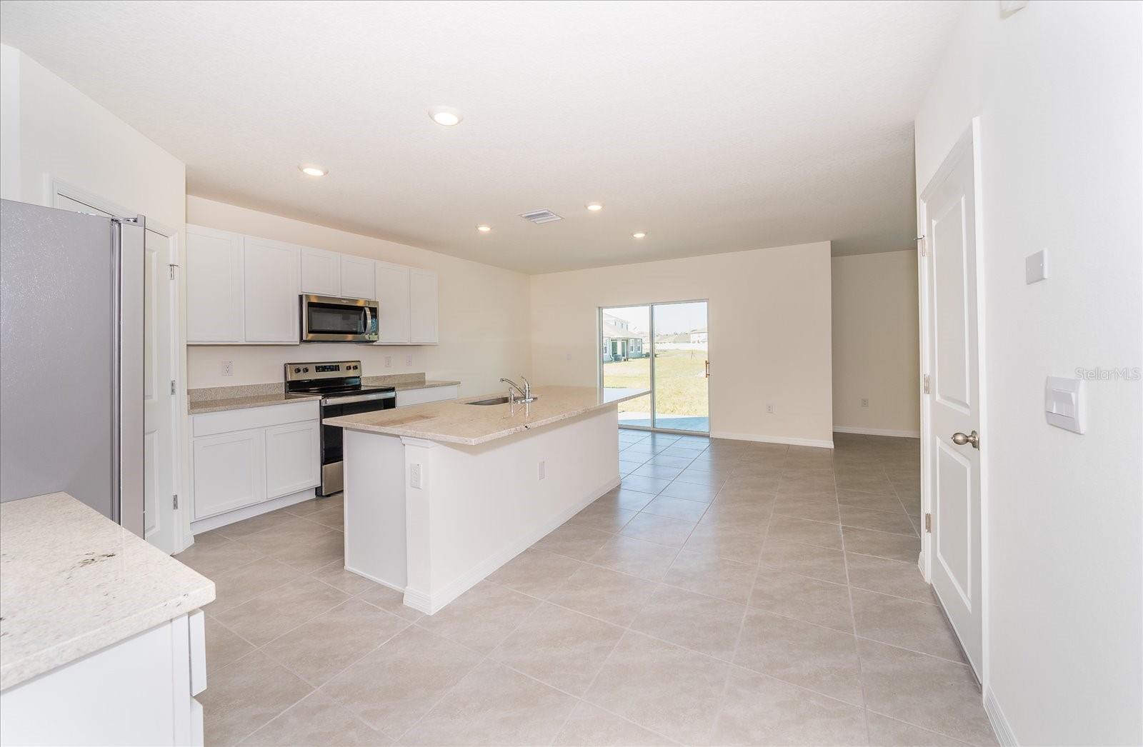 31127 Penny Surf Loop Property Photo 9