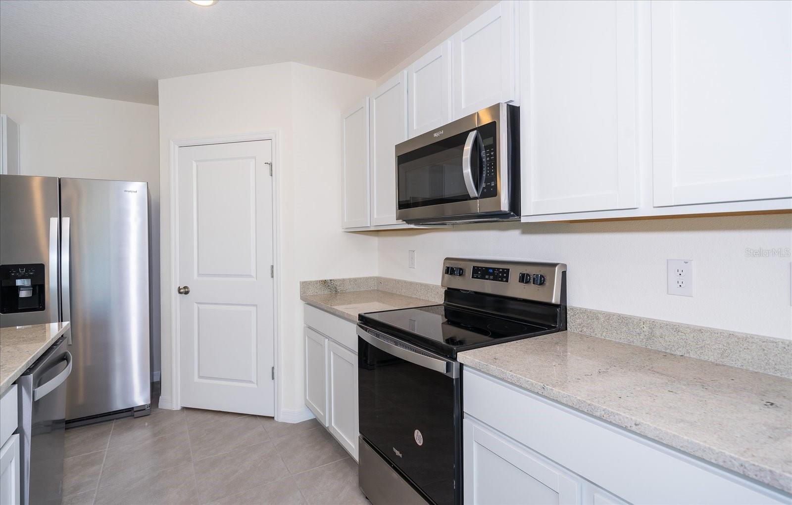 31127 Penny Surf Loop Property Photo 12