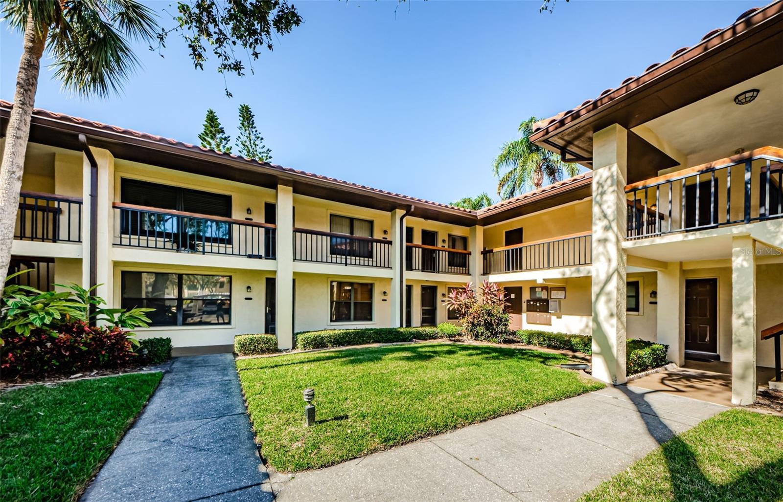 2112 HAMMOCK PINE BLVD #2112 Property Photo 1