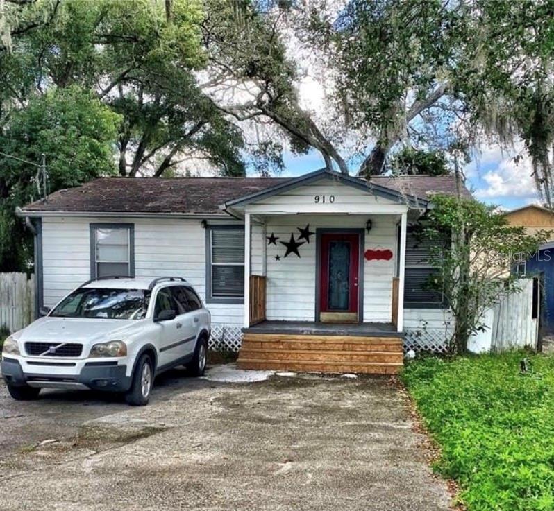 910 E Eskimo Ave Property Photo 1